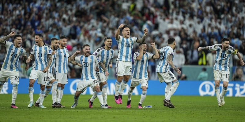 Argentina nakonec mohla po thrilleru slavit.