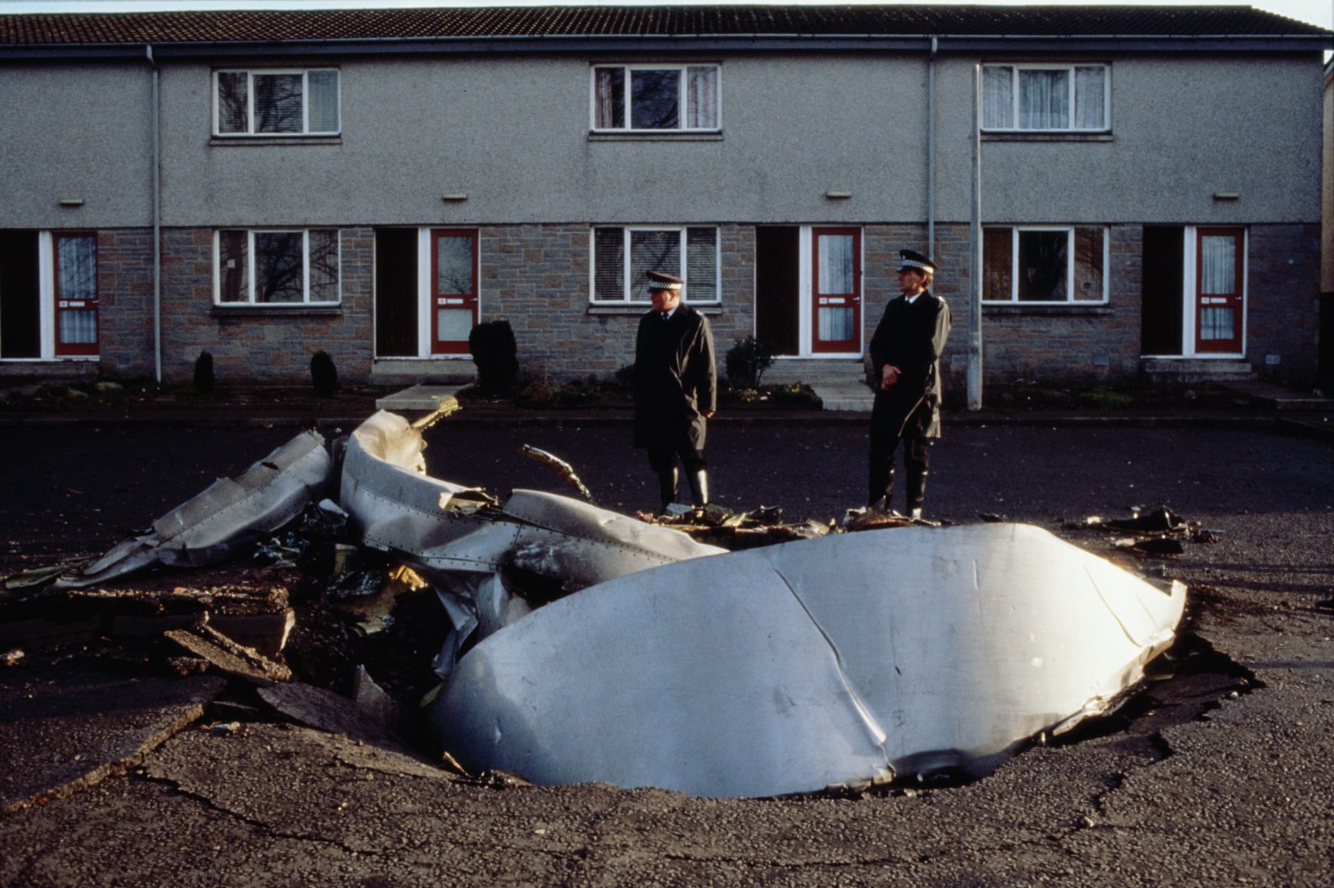 Letadlo společnosti Pan Am explodovalo 21. prosince 1988. Jeho trosky dopadly na skotské městečko Lockerbie.