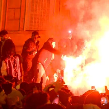 Po semifinále Francie – Maroko propukly v Paříži i dalších městech nepokoje.