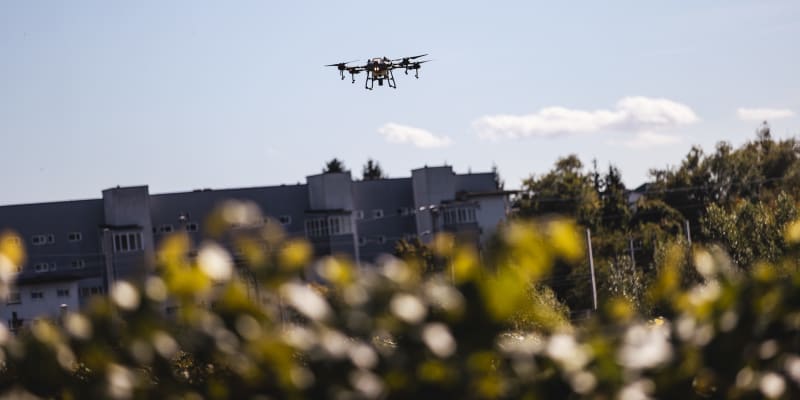 Výsledek spolupráce gigantů Huawei a Dronetech, robotičtí farmáři