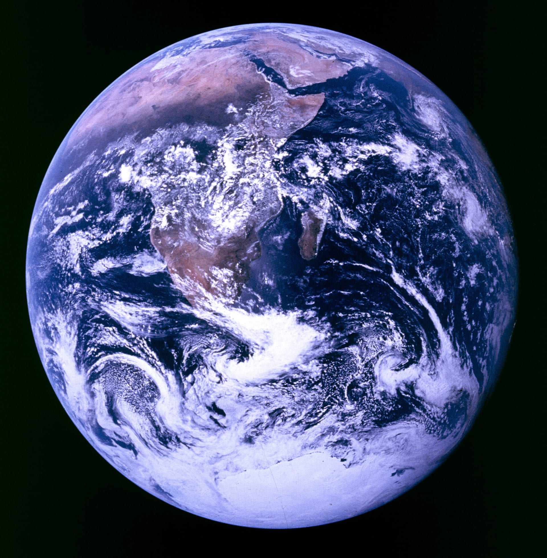Země z pohledu Apolla 17