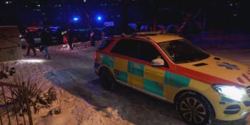 Drama v Praze: Muž pobodal dvě ženy, jedna je ve vážném stavu. Policisté agresora zastřelili