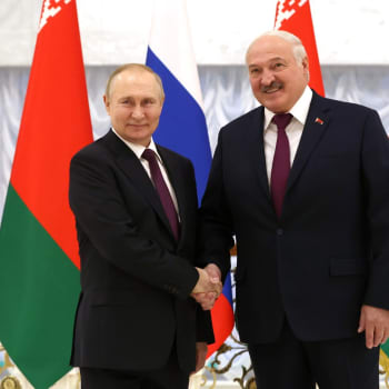Ruský prezident Vladimir Putin a běloruský prezident Alexandr Lukašenko se setkávají v Paláci nezávislosti v běloruském Minsku 19. prosince 2022. (Foto: Tisková kancelář Kremlu/Anadolu Agency prostřednictvím Getty Images)