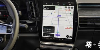 První automobilka bude instalovat navigaci Waze přímo do palubního systému. Co to přinese?