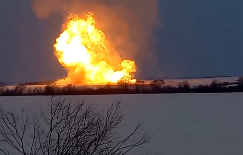 V ruském Čuvašsku explodoval plynovod.