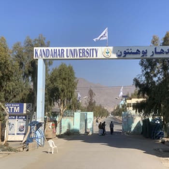 Tálibán zakázal ženám univerzitní studium