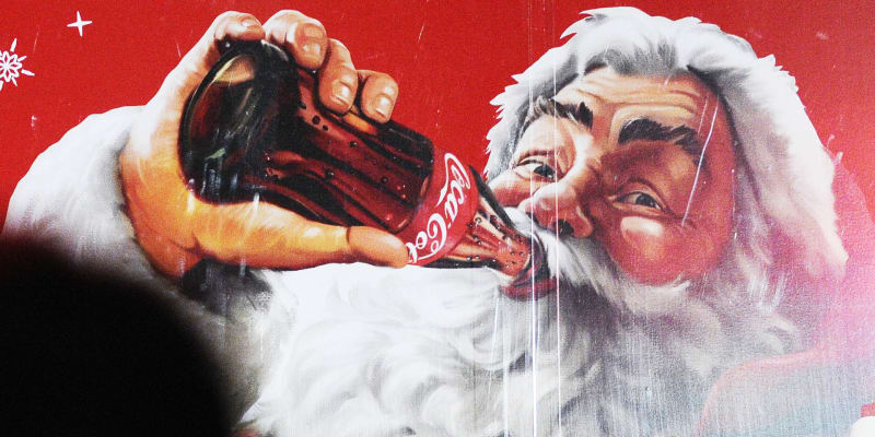 Santa a Cola patří k sobě