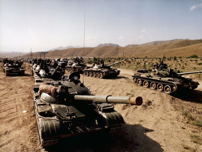 Sovětské tanky na ústupu