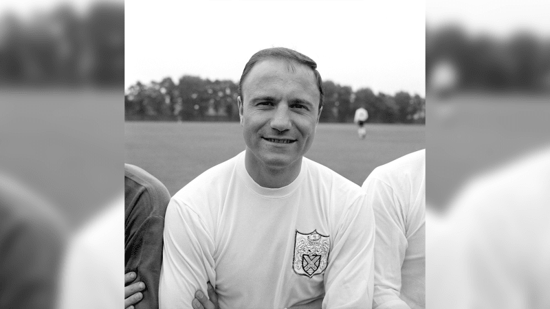 Cohen se stal fotbalovým mistrem světa v roce 1966.
