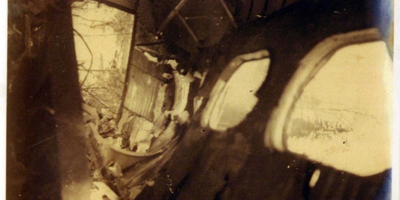 Dobový snímek havarovaného letounu Wibault F-AMYD