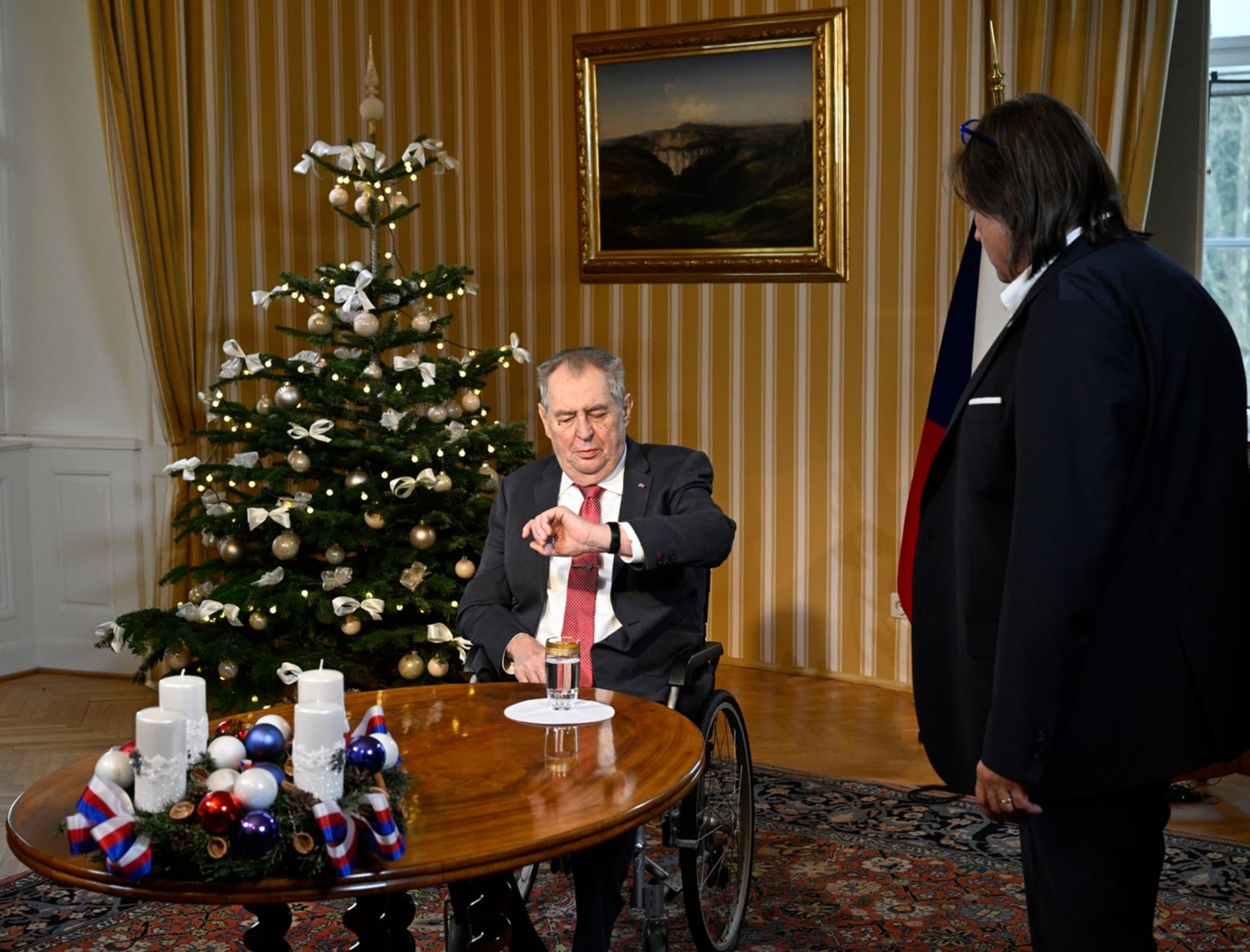 Prosinec 2022: Prezident Miloš Zeman se v posledním vánočním projevu rozloučil s občany i svou politickou funkcí.