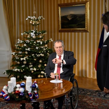 Prezident Miloš Zeman se v posledním vánočním projevu rozloučil s občany i svou politickou funkcí.