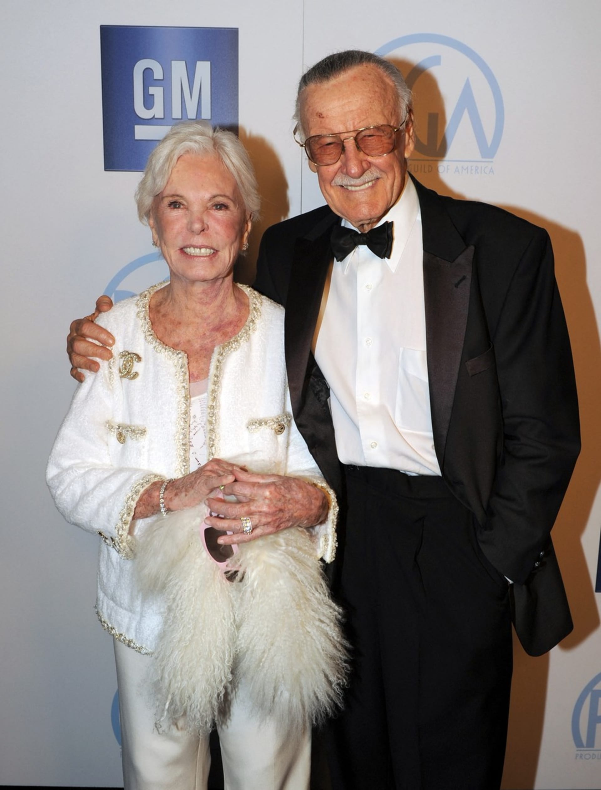 Stan Lee a jeho manželka Joana, s kterou byli manželé bezmála 70 let.