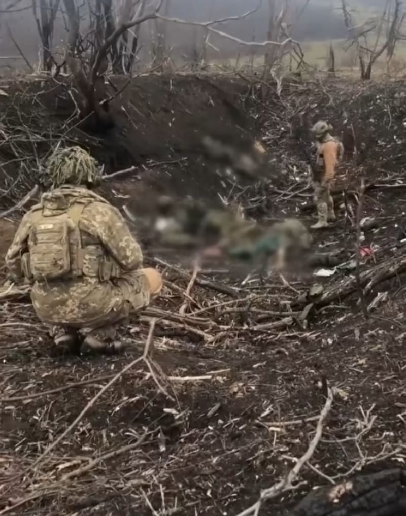 Ukrajinci odrazili ruský útok u Bachmutu.