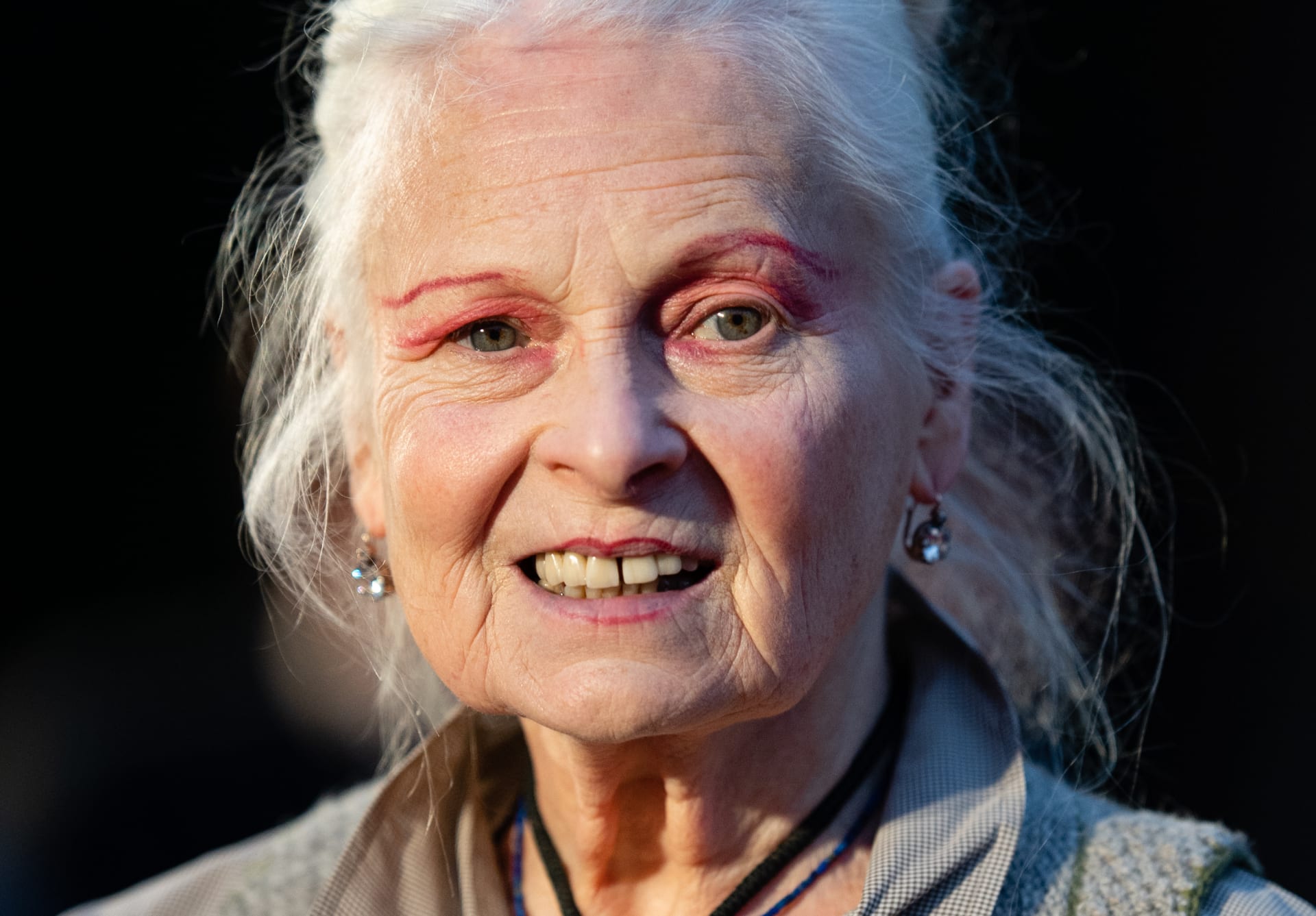 Módní návrhářka Vivienne Westwoodová zemřela ve věku 81 let.