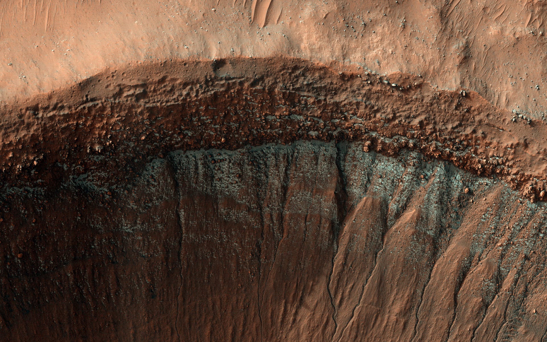 NASA odhalila nové snímky planety Mars, tentokrát v zimním období.