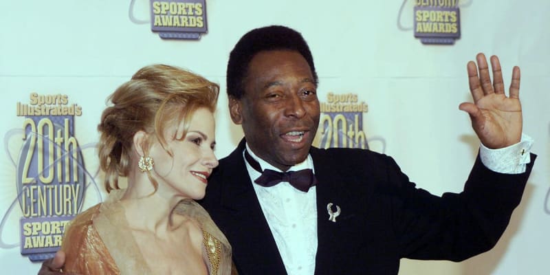 Fotbalová legenda Pelé byl třikrát ženatý a zanechal po sobě 7 známých potomků.