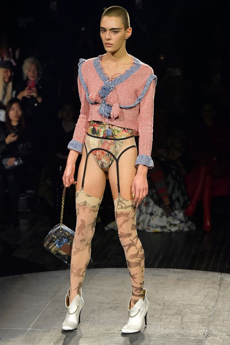 Rebelka Vivienne Westwood navrhovala odvážné modely.