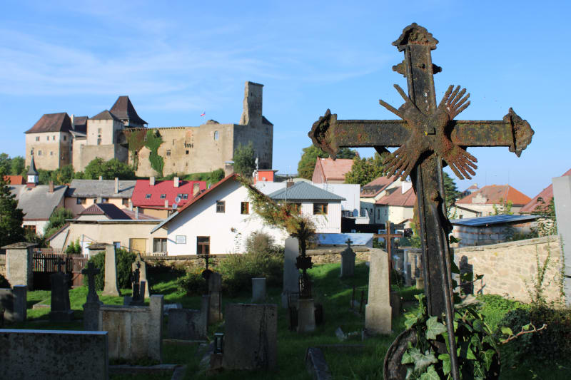 Lipnický starý hřbitov s hrobem Jaroslava Haška