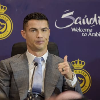 Cristiano Ronaldo se na tiskové konferenci dopustil humorného přeřeku.