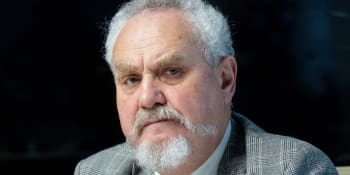 Rusko se musí stát členem NATO, říká historik Zubov, který kvůli Putinovi odešel do Česka