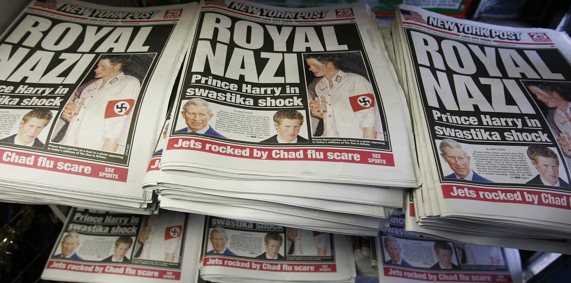 Harryho fotka v nacistickém převleku oblétla v roce 2005 prakticky celý svět
