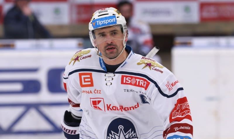 Tomáš Plekanec i 22 let po triumfu na juniorském šampionátu stále profesionálně hraje hokej.