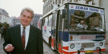 Autobus Karosa řady 700 odvezl Čechy do kapitalismu. Proslavil se jako „Zemák“