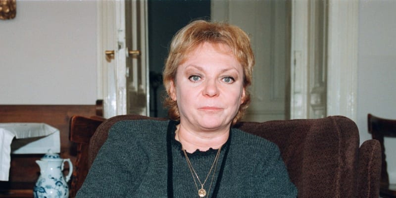Klára Jerneková byla od roku 1966 členka souboru činohry Národního divadla. 