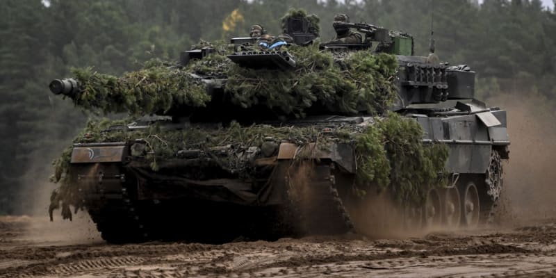 Německý bojový tank Leopard 2