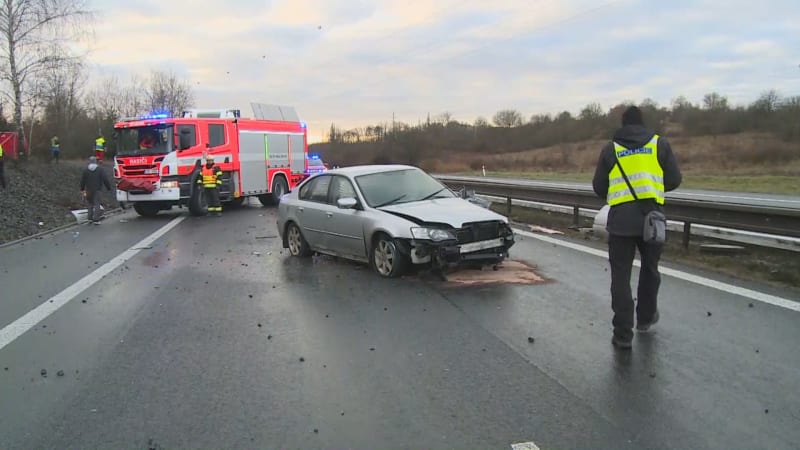 Nehoda na dálnici D10 na Mladoboleslavsku