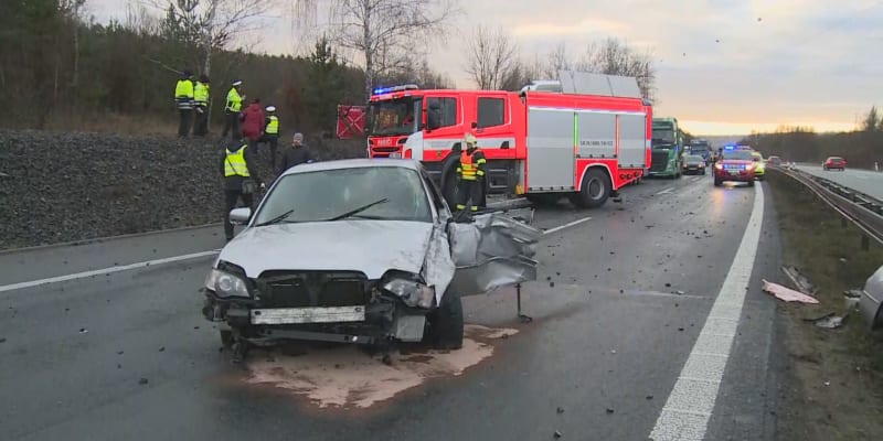 Nehoda na dálnici D10 na Mladoboleslavsku