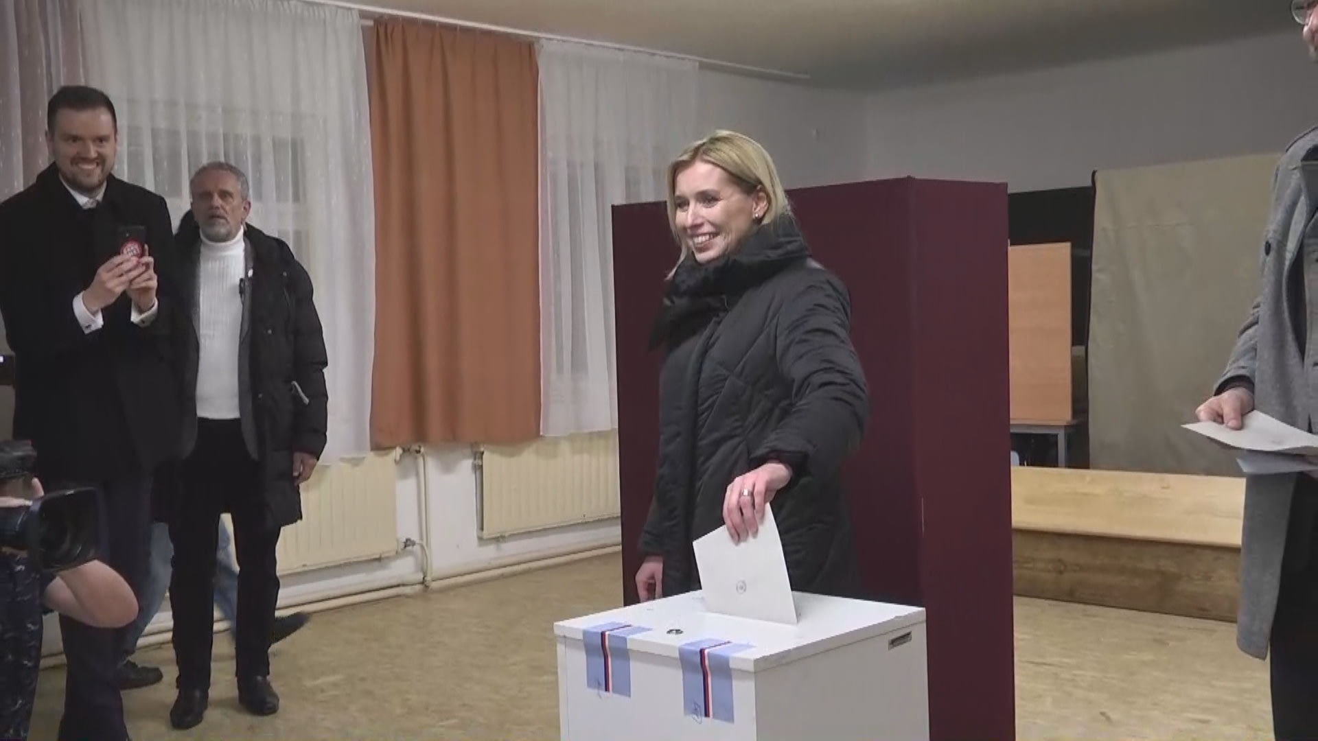 V pátek odvolila také jediná prezidentská kandidátka Danuše Nerudová.