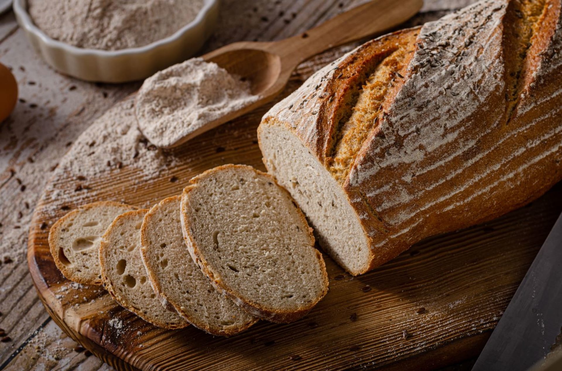 Domácí chléb Šumava – jednoduchý recept na českou klasiku