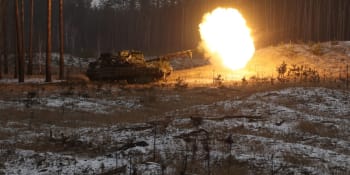 Rusko chce mít dvoumilionovou armádu. U Kreminny teď mění taktiku, hlásí Ukrajina