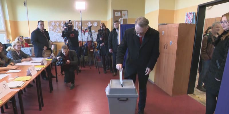 Neúspěšný kandidát na prezidenta Jaroslav Bašta.
