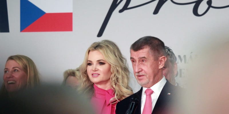 Monika Babišová a Andrej Babiš po vyhlášení výsledků 1. kola prezidentské volby.