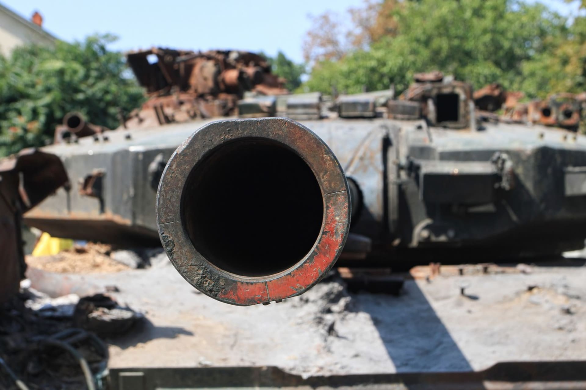 Zničený ruský tank T-90