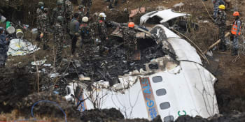 Jeďte do Nepálu, psala z letadla ruská blogerka chvíli před katastrofou. Nikdo asi nepřežil