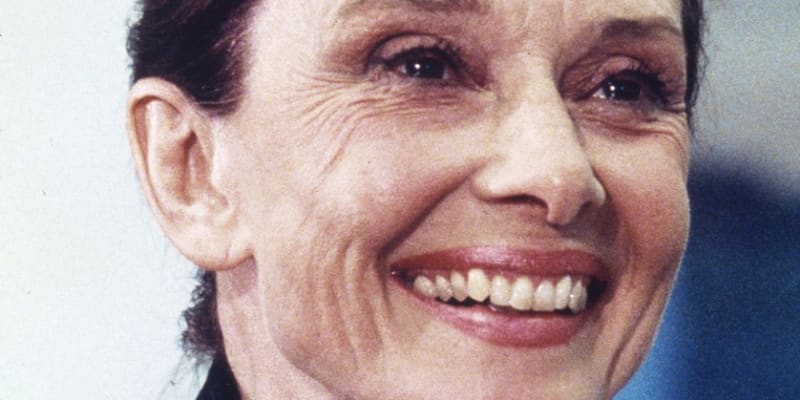 Audrey Hepburn zemřela v 64 letech na rakovinu střeva.