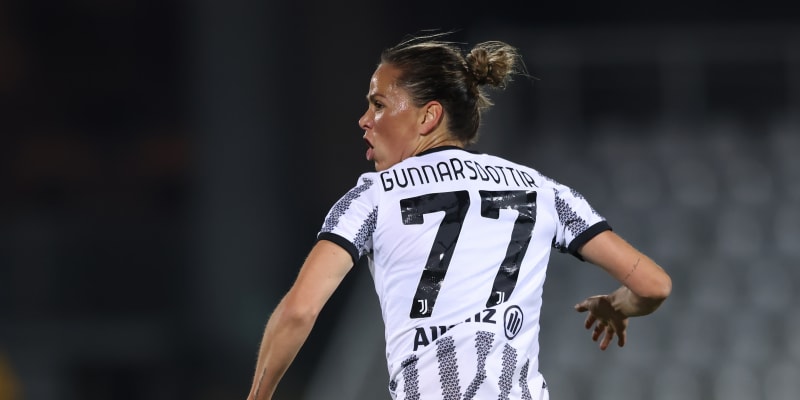 Od léta Gunnarsdóttirová působí v Juventusu Turín.