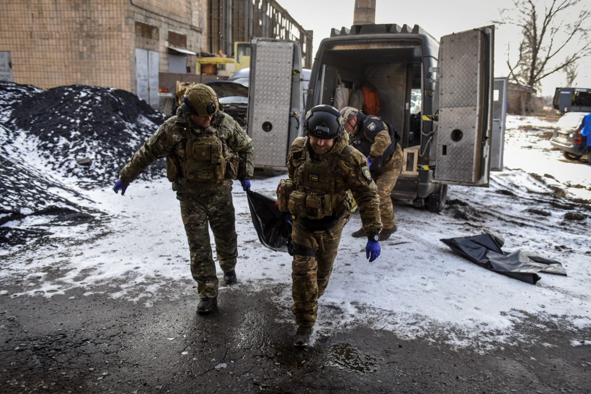Boje ukrajinských a ruských vojáků o kontrolu nad Bachmutem jsou těmi nejkrvavějšími od začátku ruské invaze na Ukrajinu.