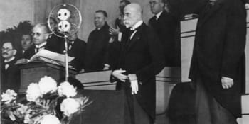 Nemocný prezident Masaryk se nedokázal podepsat, při přísaze zapomněl slib