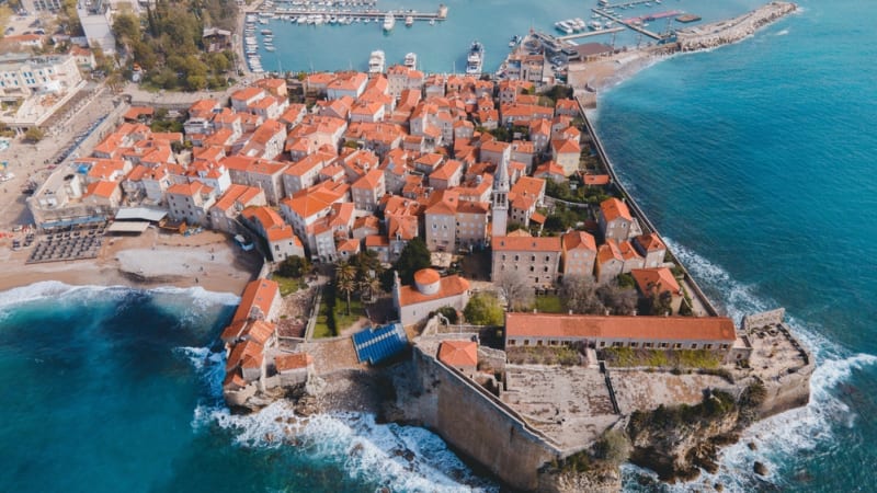 Objevujte s Exclusive Tours zemský ráj u Jaderského moře. Černá Hora je země unikátů