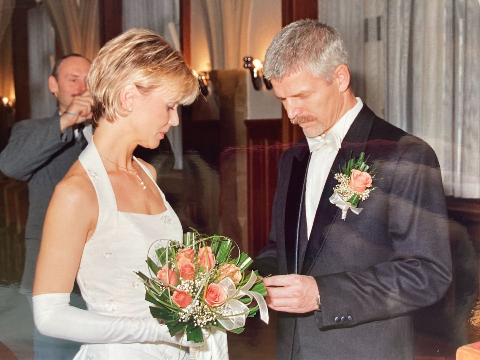 Svatba Petra Pavla s Evou Pavlovou proběhla v Olomouci v roce 2004.