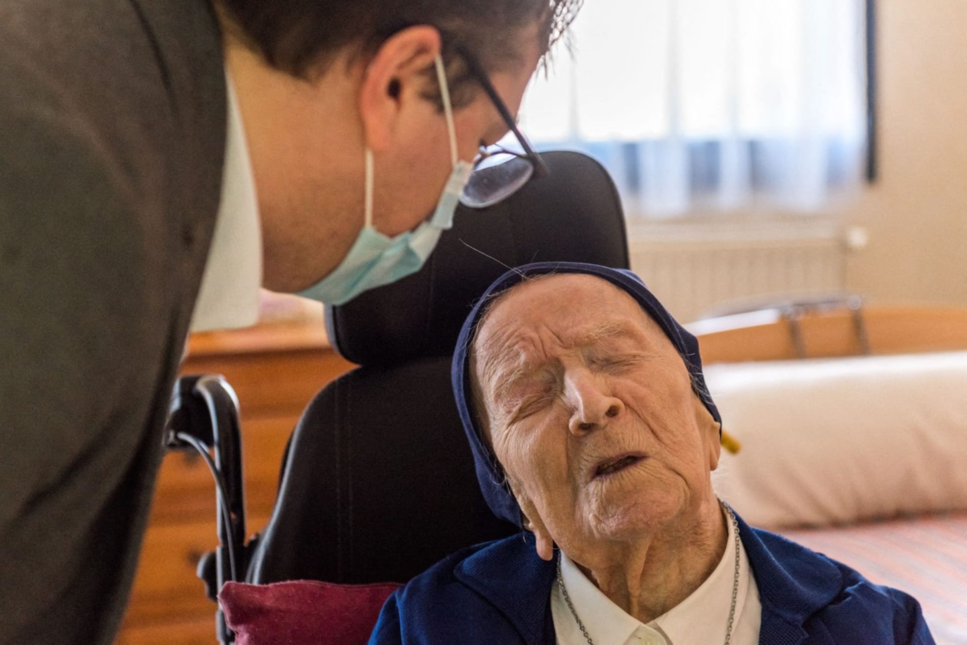 Lucile Randonová ve 117 letech přežila covid-19