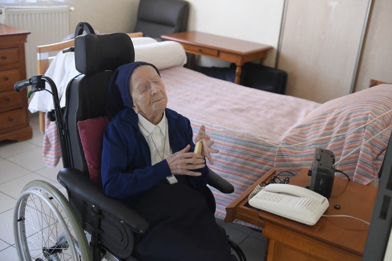 Lucile Randonová ve 117 letech přežila covid-19