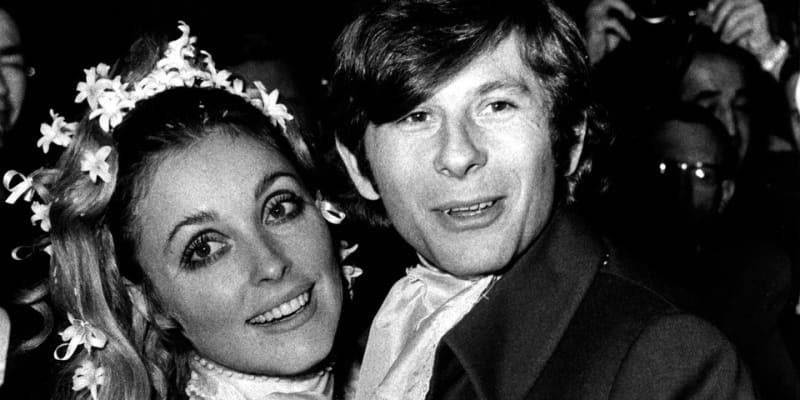 Roman Polanski a Sharon Tate na své svatbě 20. ledna 1968.