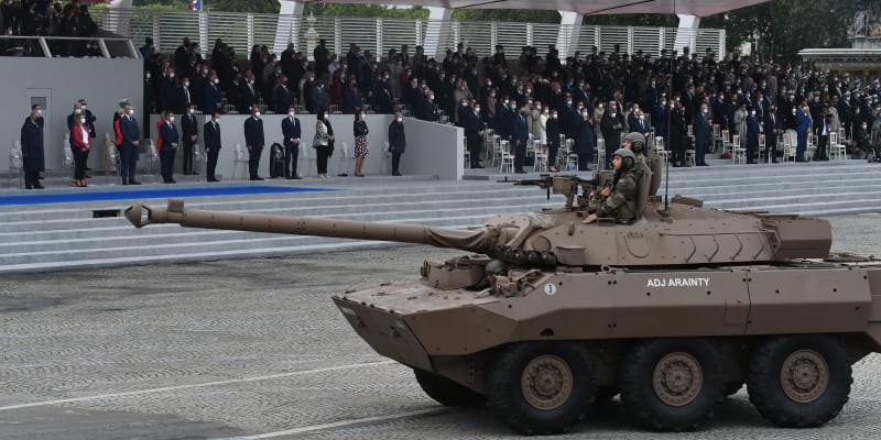 Francouzské kolové vozidlo AMX-10RC