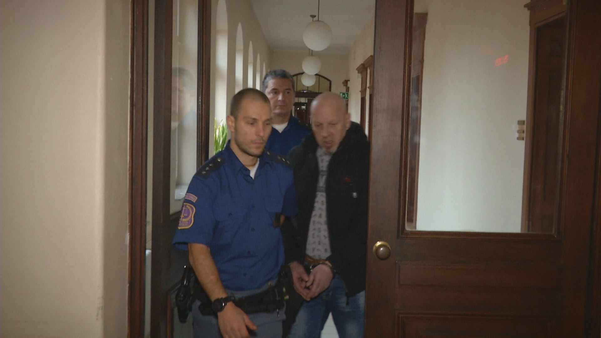 Miroslava K., který opilý ujížděl s dětmi před hlídkou, poslal soud za mříže.